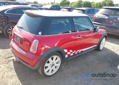 2005 Mini Cooper S from USA, damaged, VIN WMWRE33415TD92159